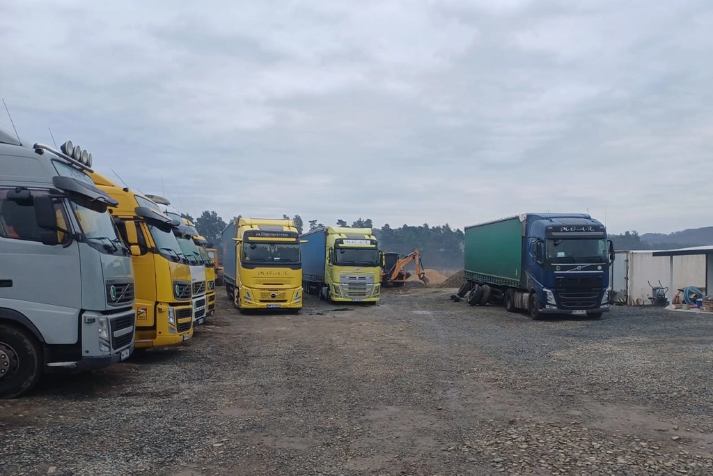 O parte din camioanele Volvo din flota MGAL